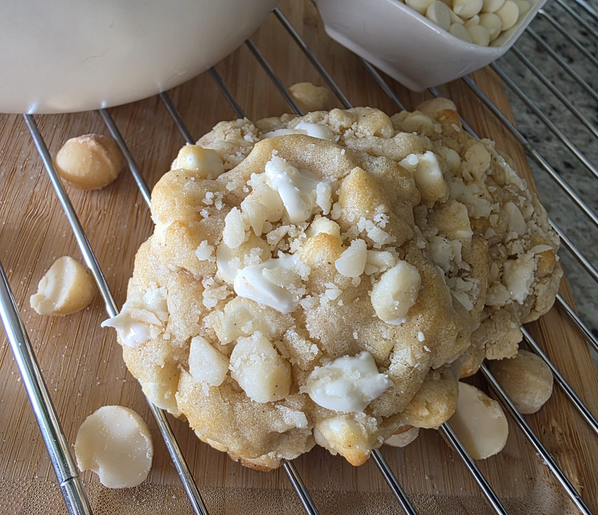 White Chocolate & Macadamia Nut