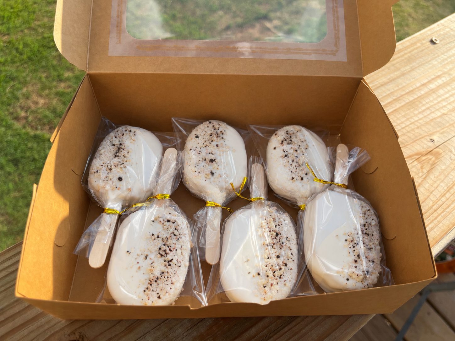 Lemon Berry Cakesicles